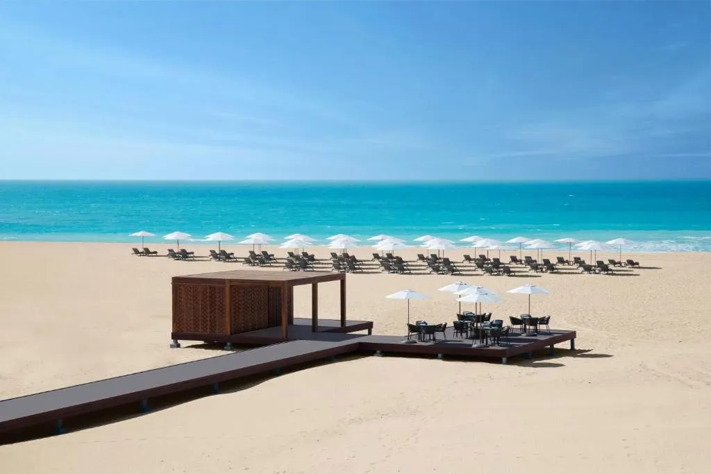 Saadiyat Rotana Resort & Villas — фото 4