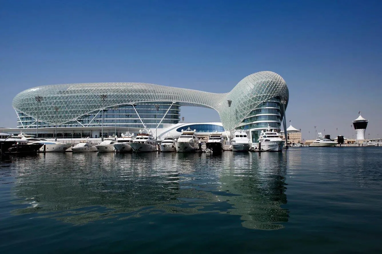 W Abu Dhabi - Yas Island — фото 2